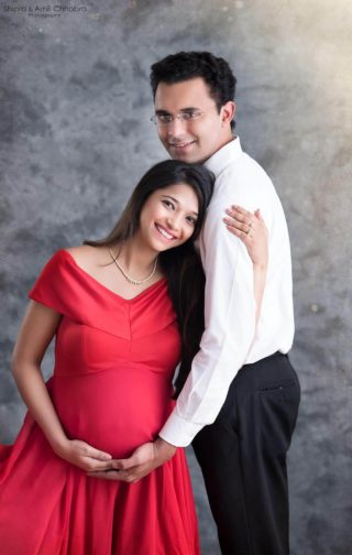pinterest: @TRUUBEAUTYS💧#pinterestTruubeautys . | Cute couple outfits,  Maternity photoshoot poses, Pregnant couple
